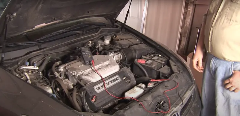 Will an engine run with a bad voltage regulator